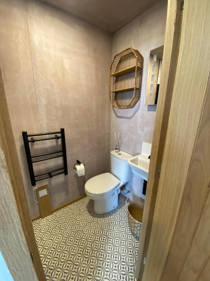 Unique luxurious cabin on sea view working croft Garrabost Extérieur photo